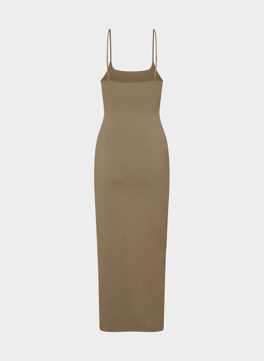 abito lungo con canotta casual contour summon folio brown