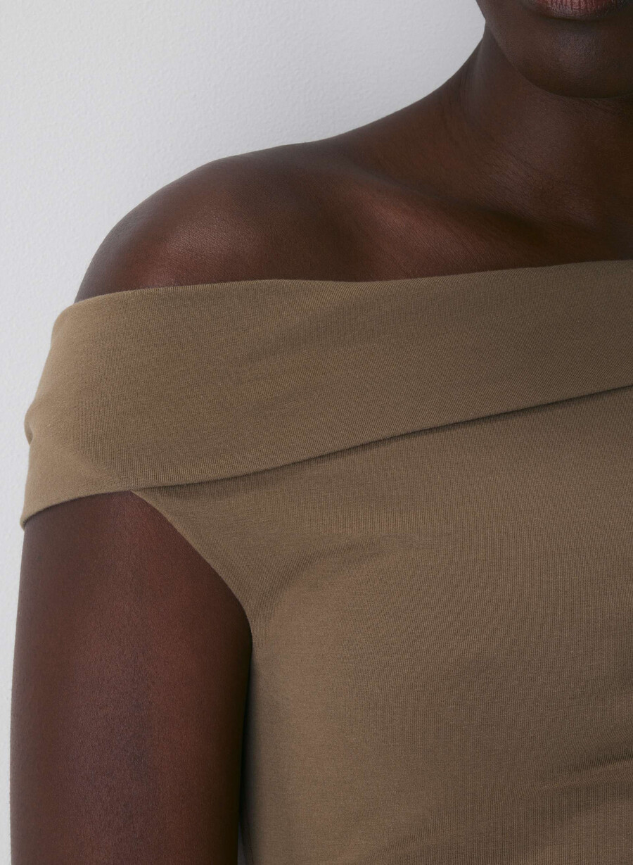 casual contour ravish top folio brown