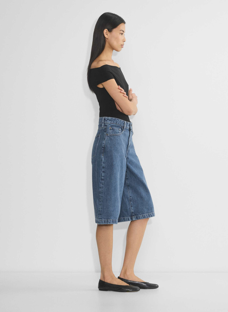 pubblicità short in denim sotto il ginocchio no-stress medium blu