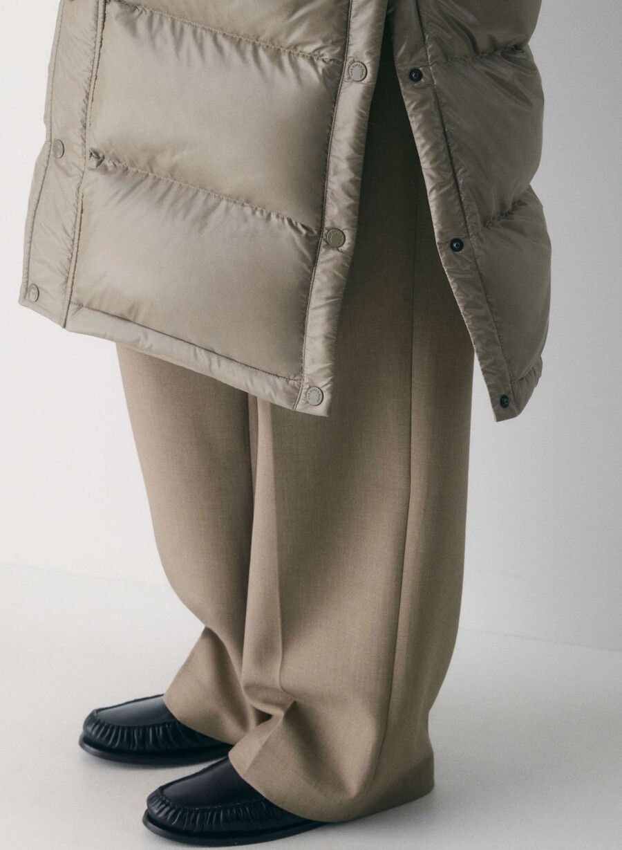 the super puff long - taupe moderno hi-gloss