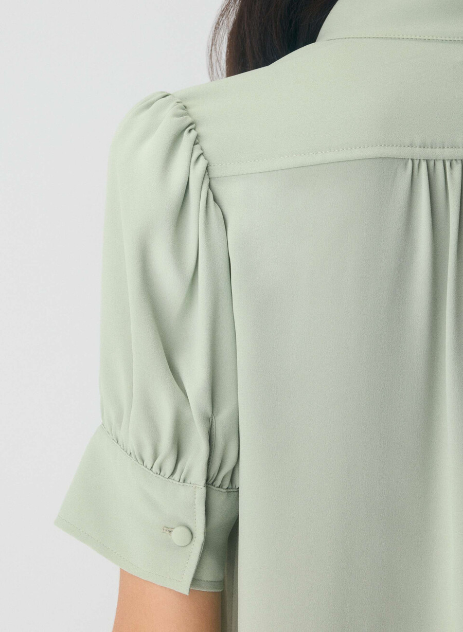 blusa a maniche corte delphine argento verde salvia