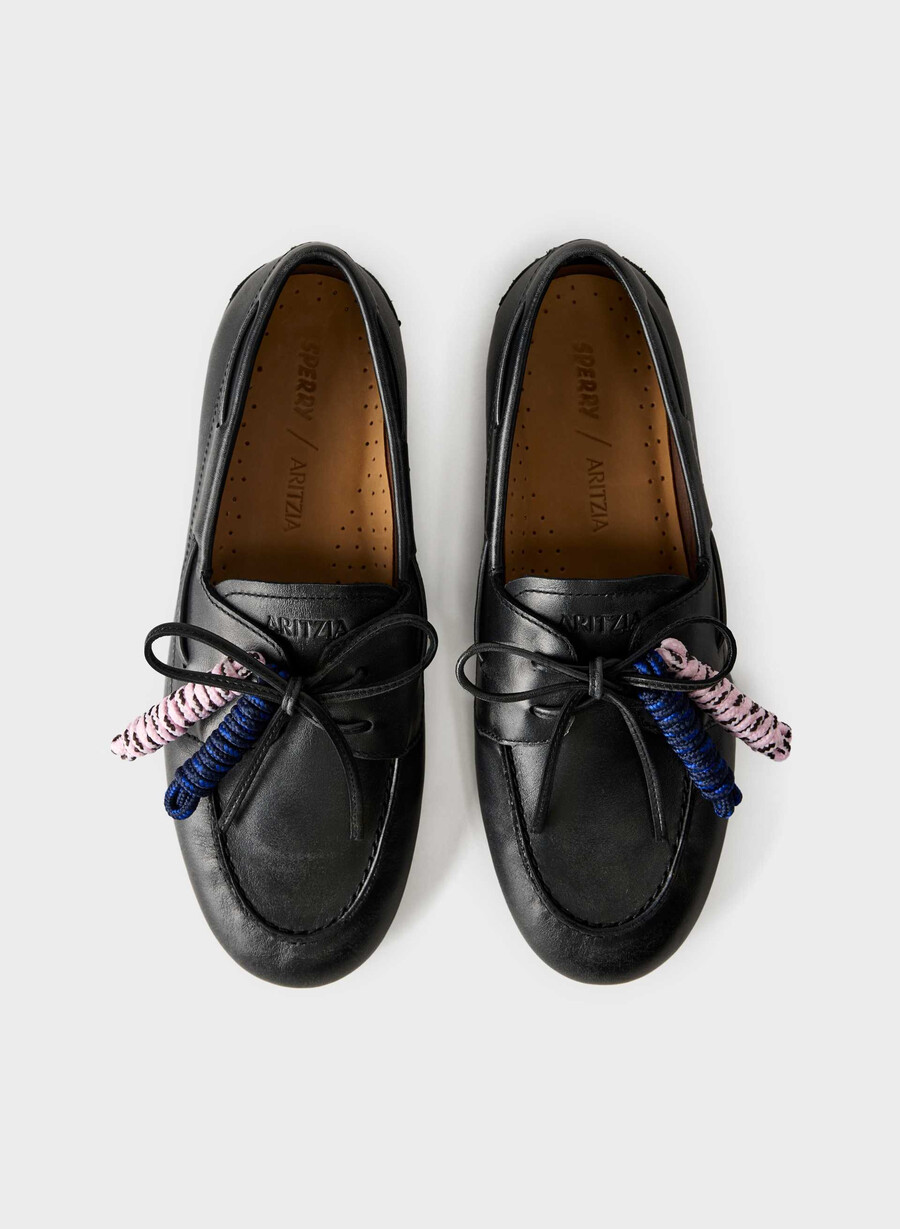 sperry x aritzia slim boat shoe - pelle liscia nero anticato