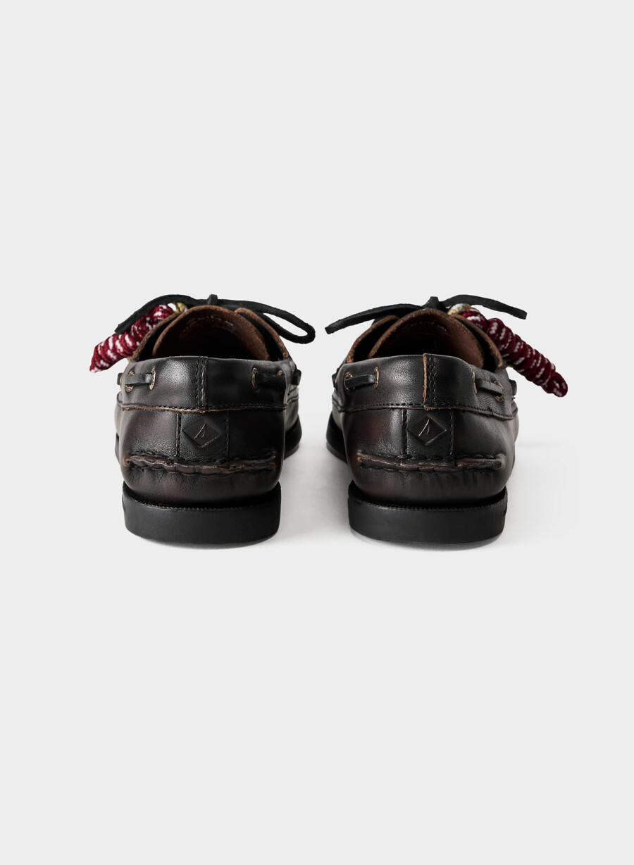 scarpe da barca sperry x aritzia ao - pelle liscia distressed blkbrown