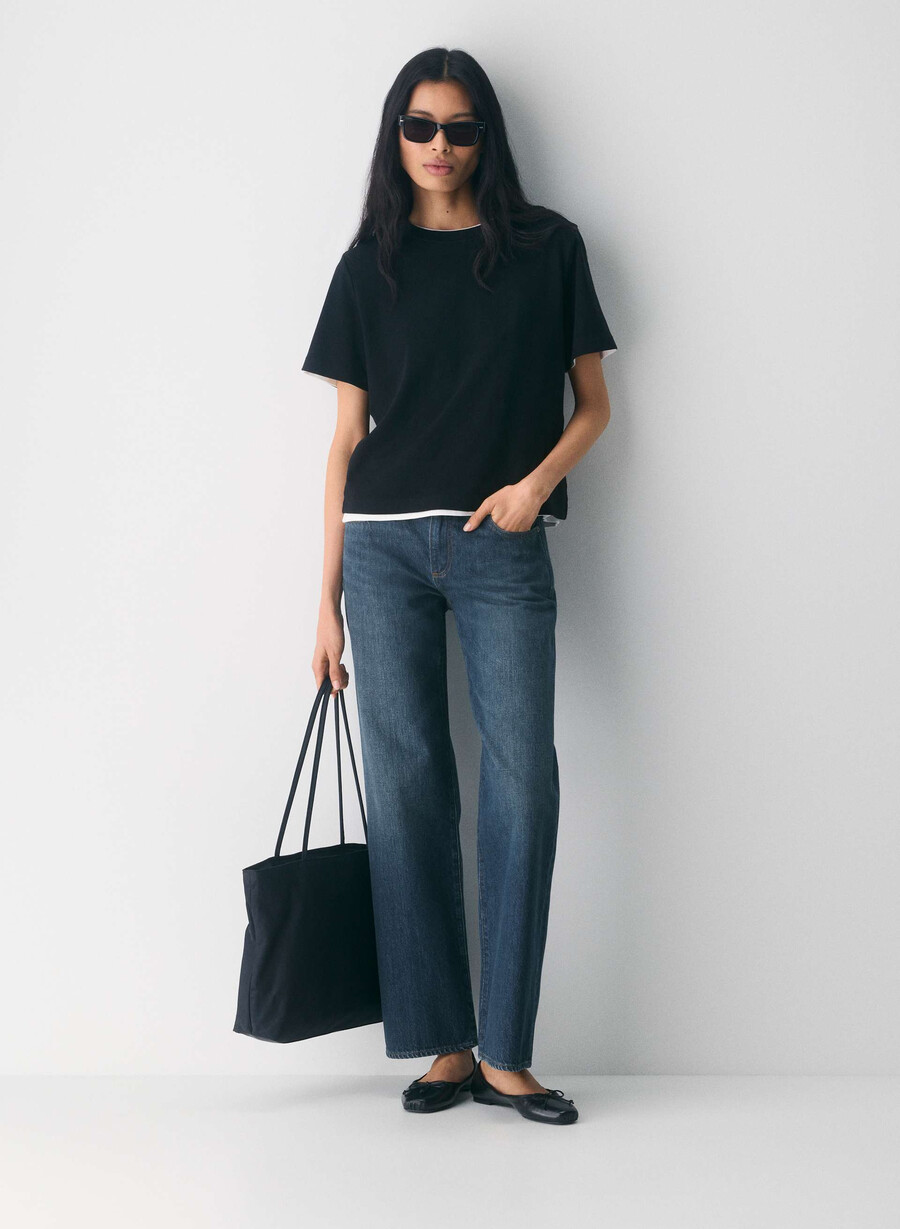 denim forum i jeans larghi farrah lo-rise sono di un blu scuro