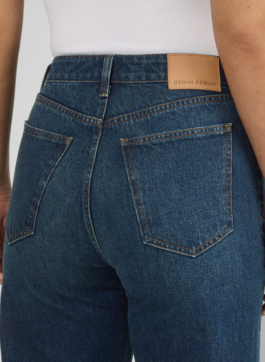 denim forum i jeans farrah curve-fit hi-rise wide sono di un blu scuro