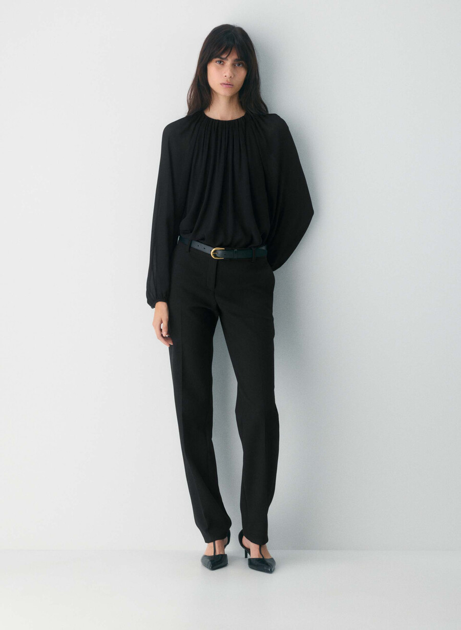 blusa monet nera