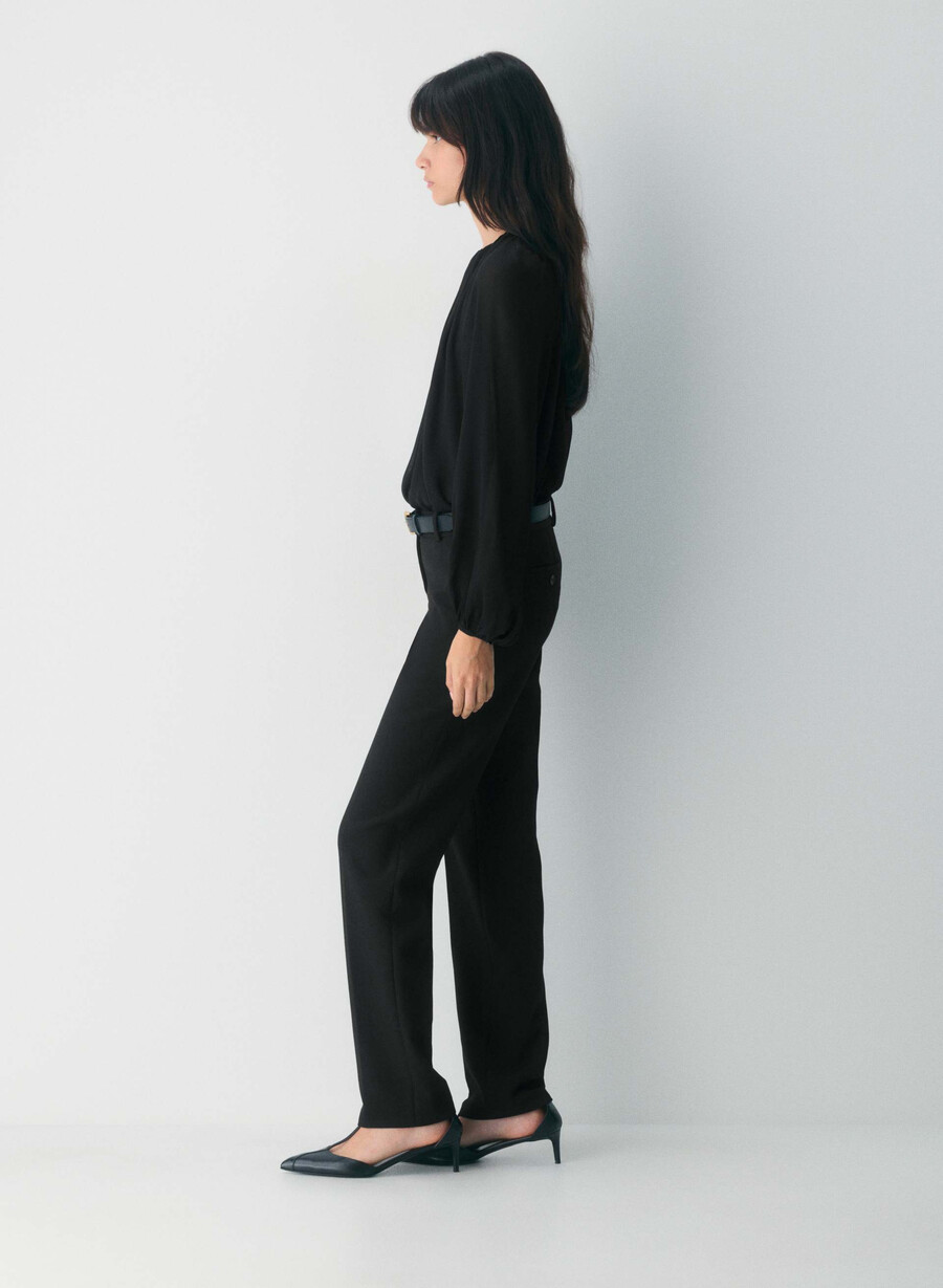 blusa monet nera