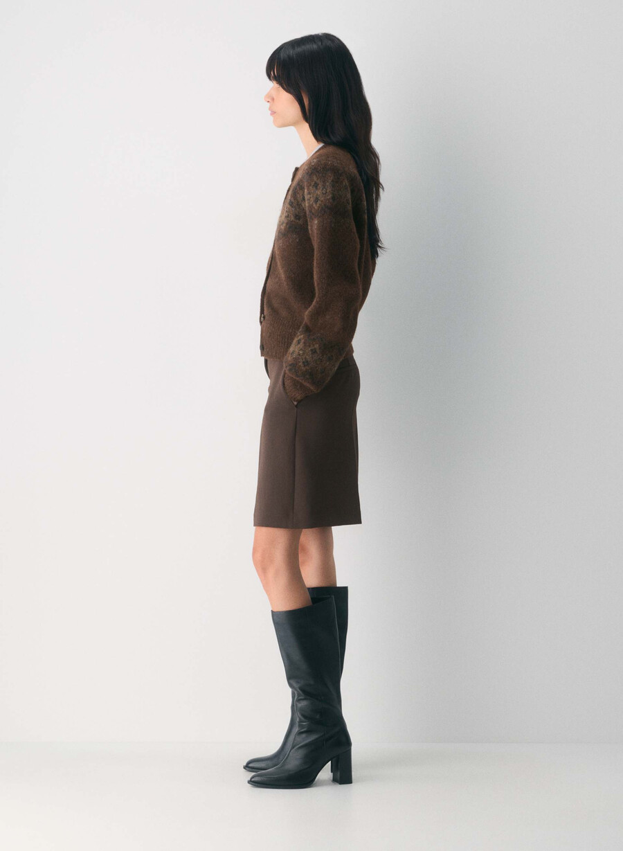 dossier short rich mocha brown