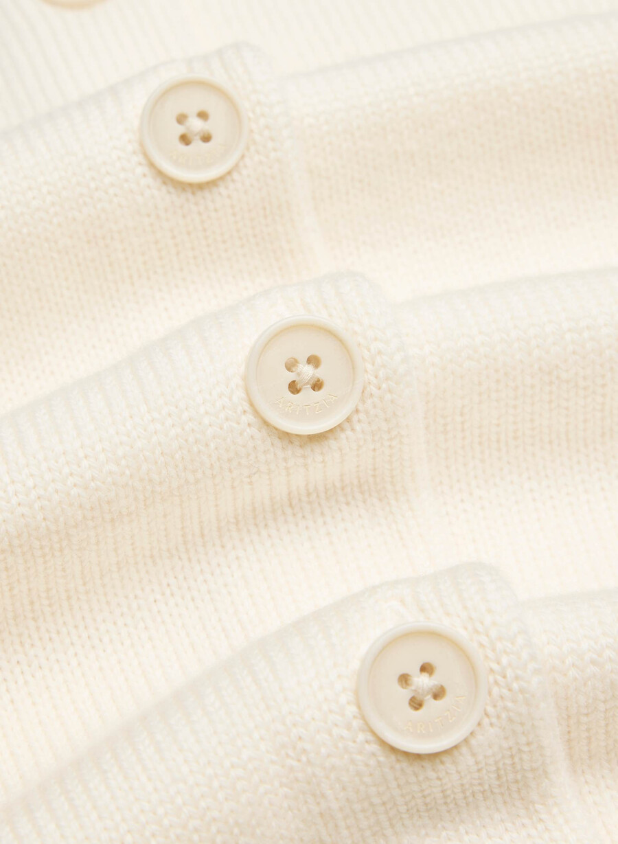 cardigan girocollo in lana merino essenziale betulla chiara