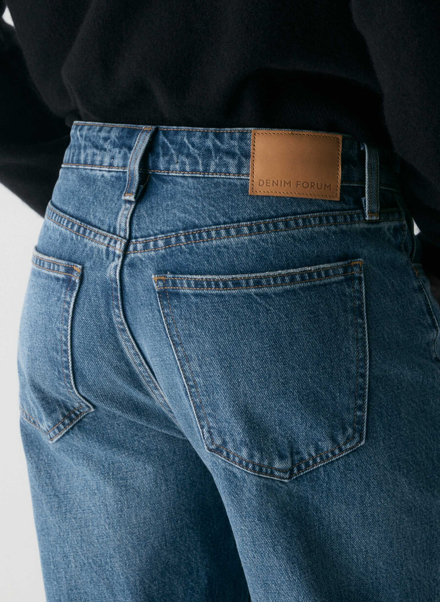 denim forum the iggy curve-fit lo-rise baggy jean 5 yrs kiss n tell bl