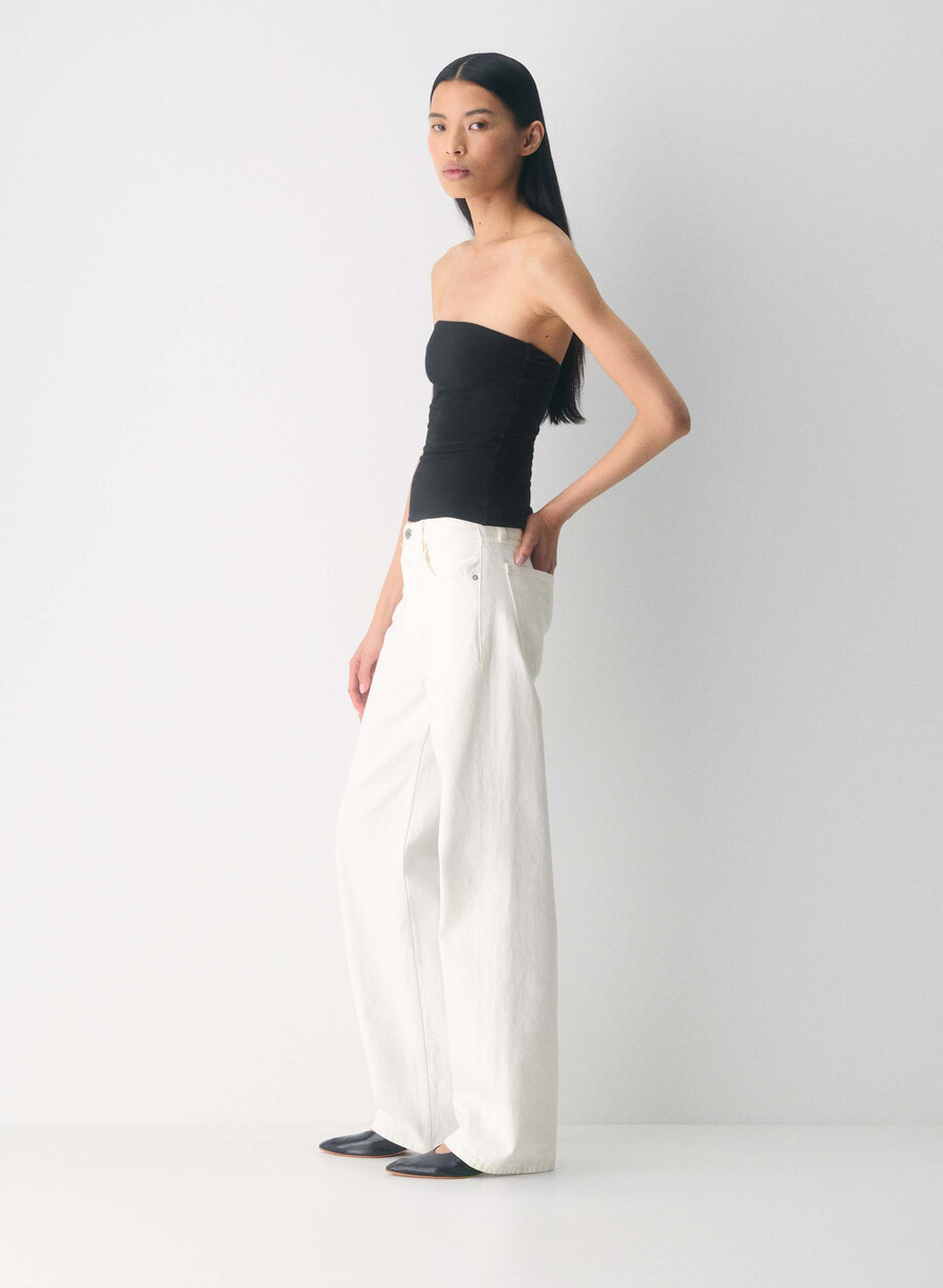 top tubino casual sagomato con fianchi alti nero