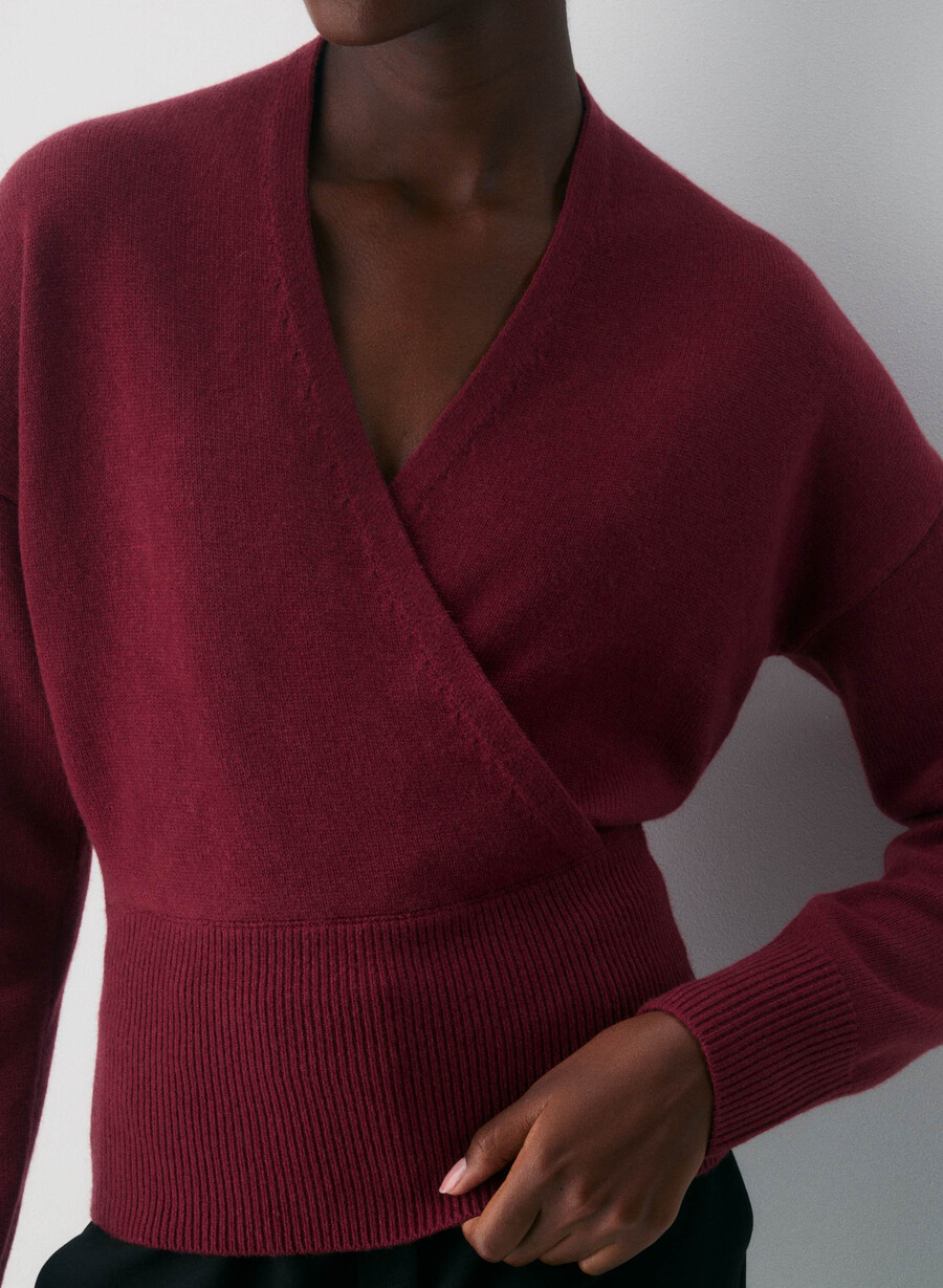 maglione in lana merino atticus cordovan
