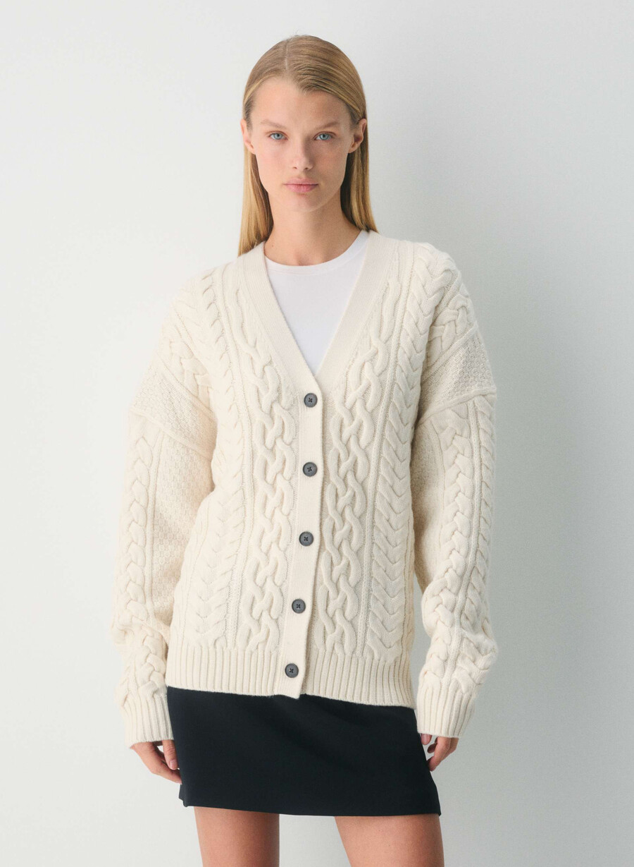 cardigan con scollo a v in lana merino heritage knit rich mocha brown