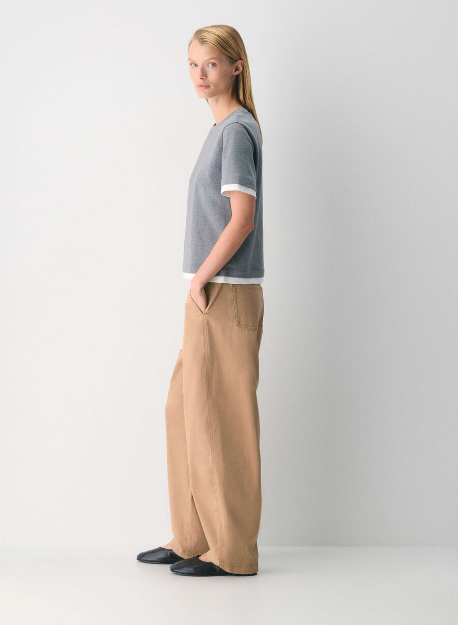 pantaloni chino relaxed a vita alta color bronzo lavato cammello