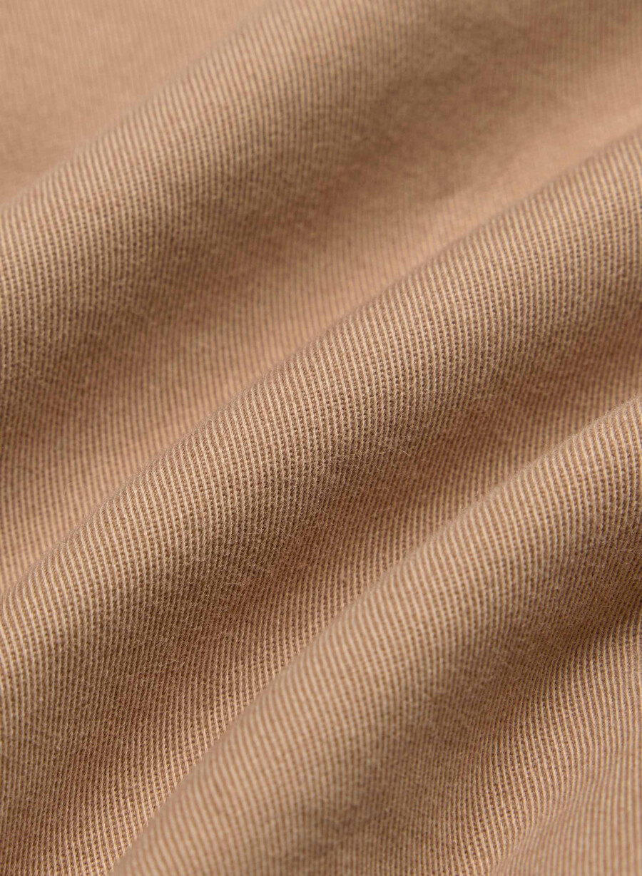 pantaloni chino relaxed a vita alta color bronzo lavato cammello