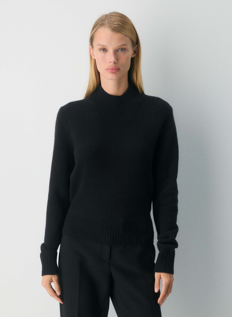 maglia a collo alto essential cashmere shrunken nero