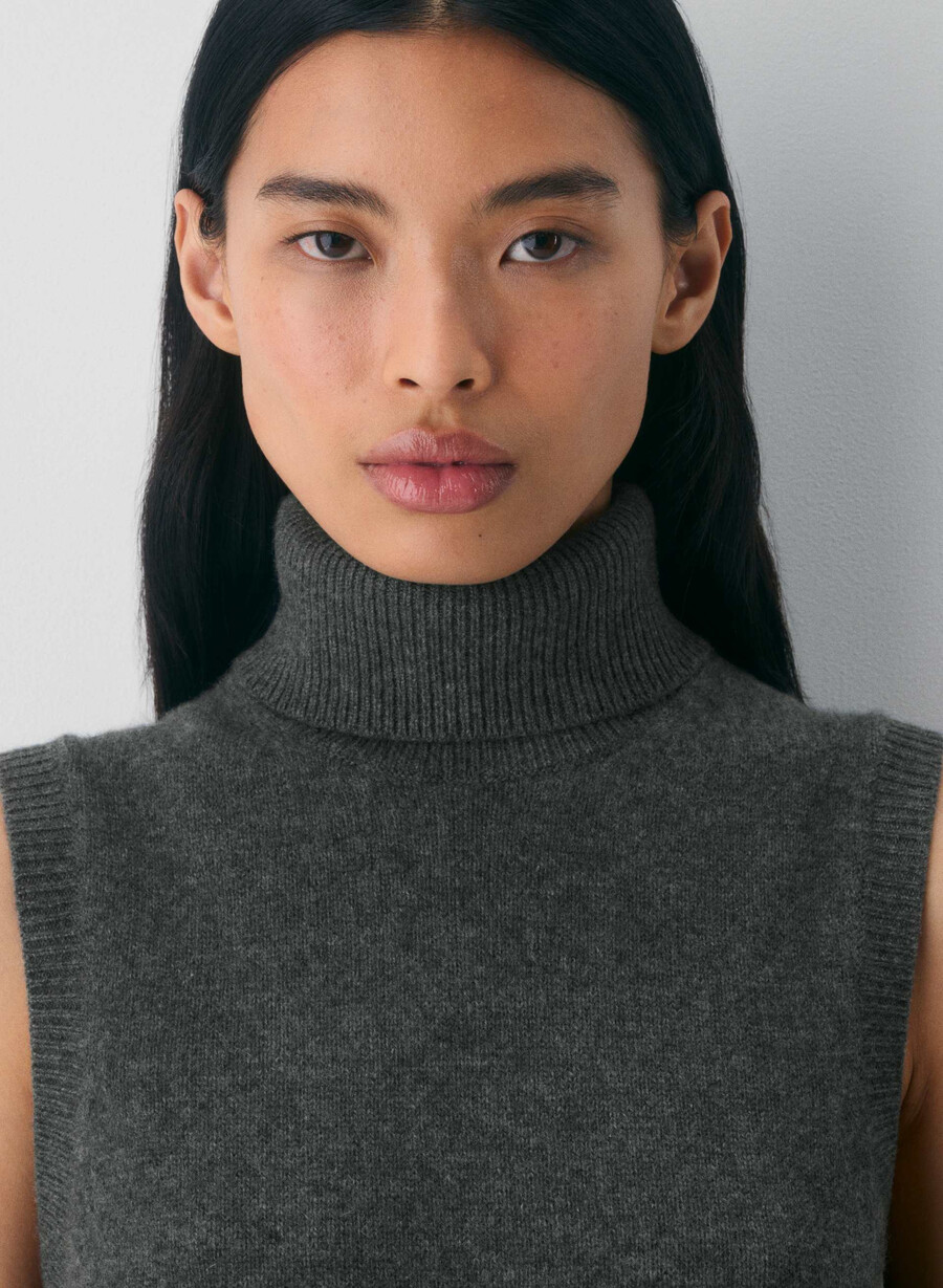 abito in lana e cashmere delle fiandre colore antracite melange