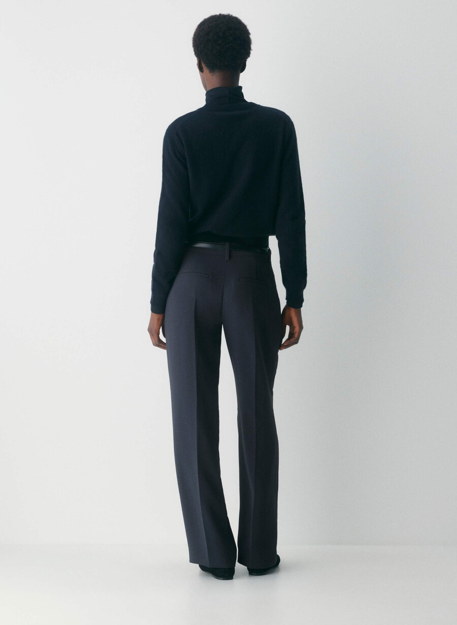 the effortless pant curve-fit lo-rise - crepette dark navy