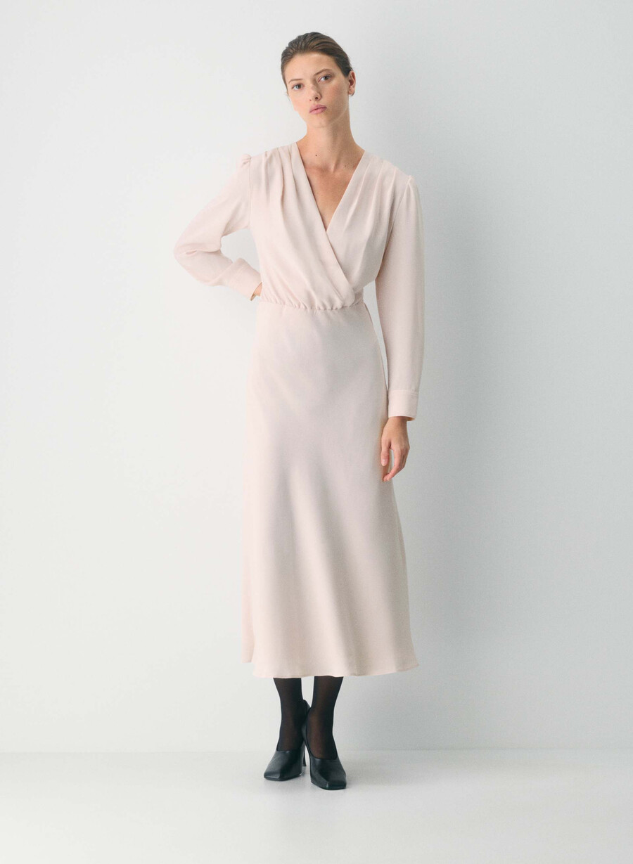 abito benefactor bare rose