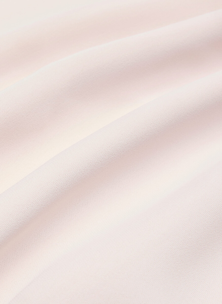 abito benefactor bare rose