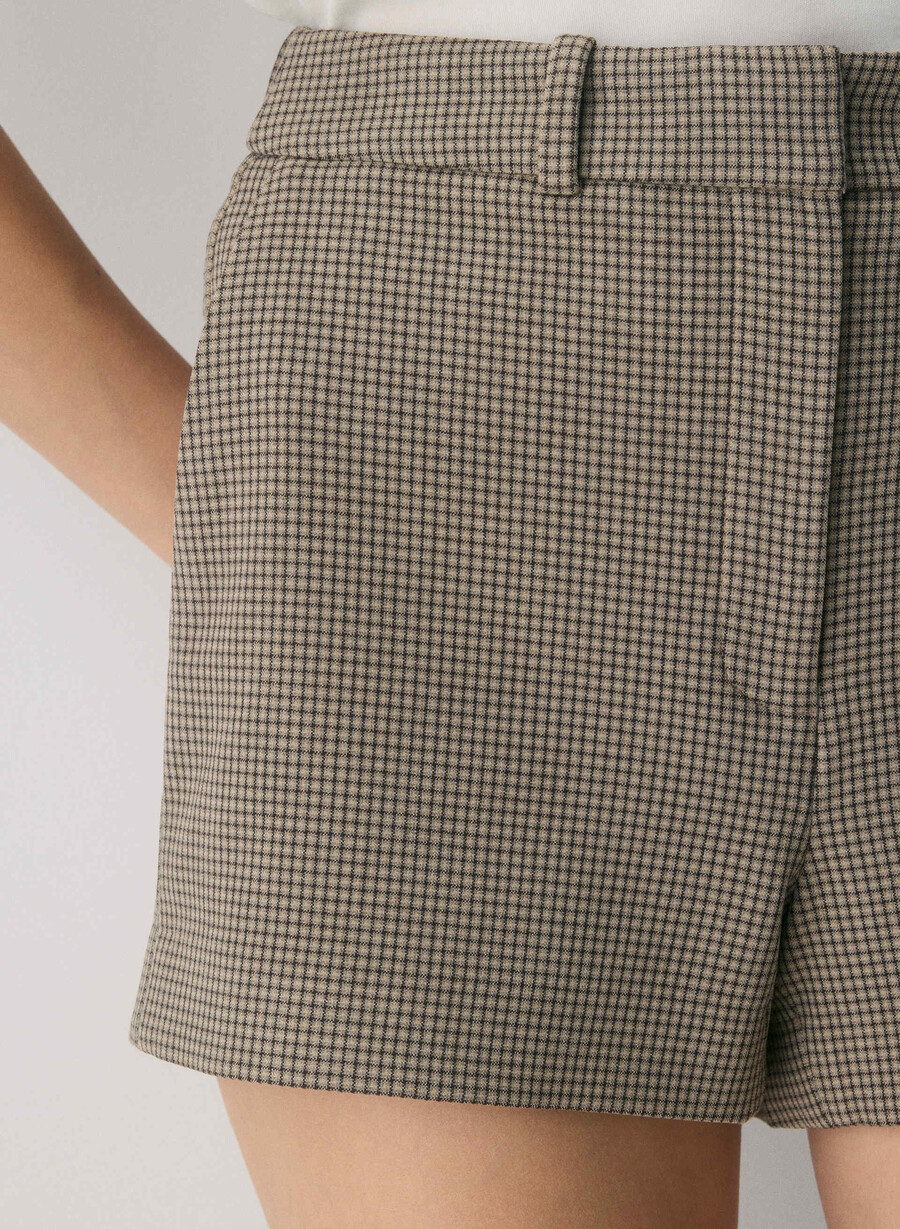 nuova agenzia mini short - ressential har check mc brmb