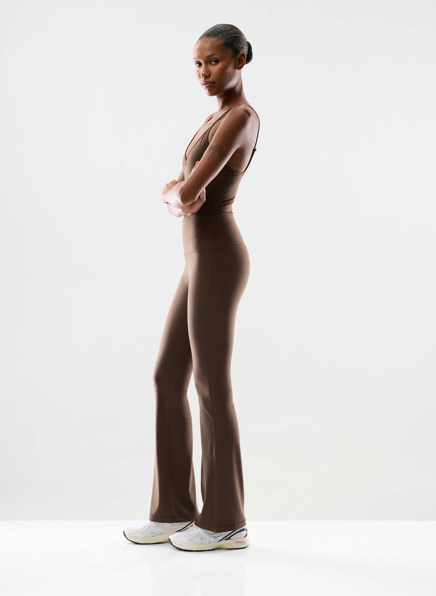 body essenziale con scollo a v life colore marrone mocha intenso
