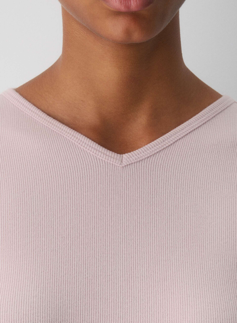 maglia a maniche lunghe homestretch con scollo a v alto e costine bianco