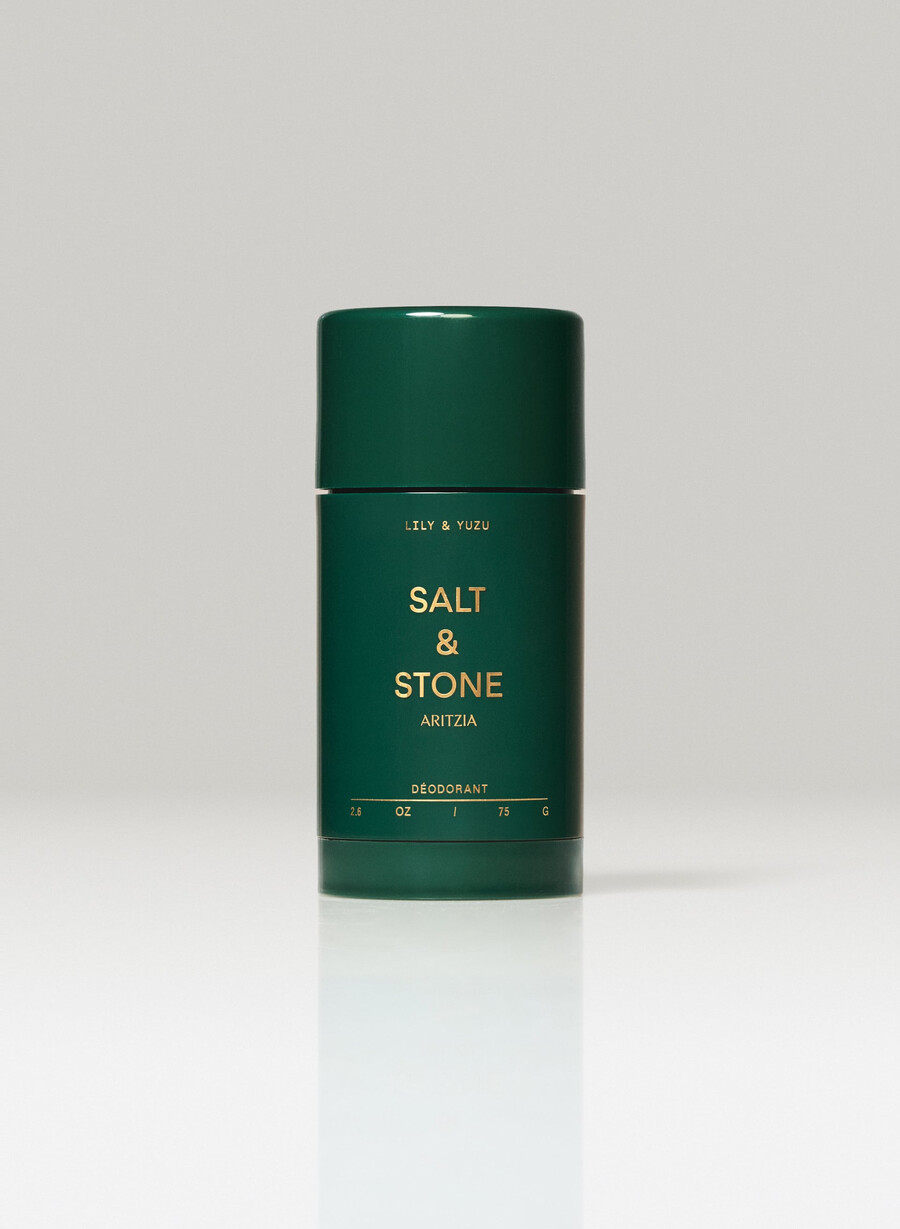 deodorante salt stone x aritzia lilyyuzu
