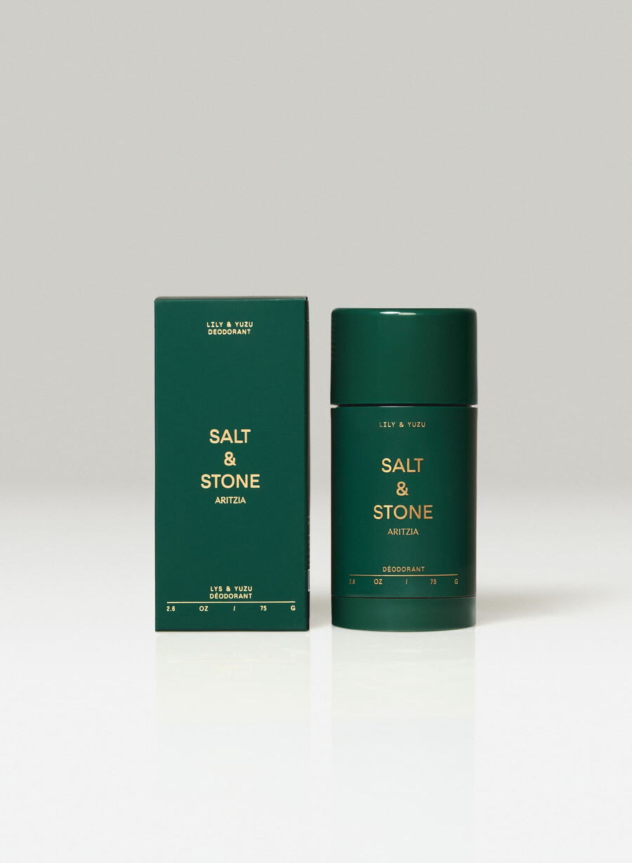deodorante salt stone x aritzia lilyyuzu