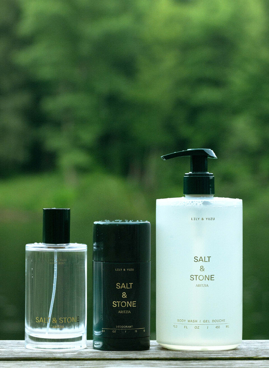 deodorante salt stone x aritzia lilyyuzu