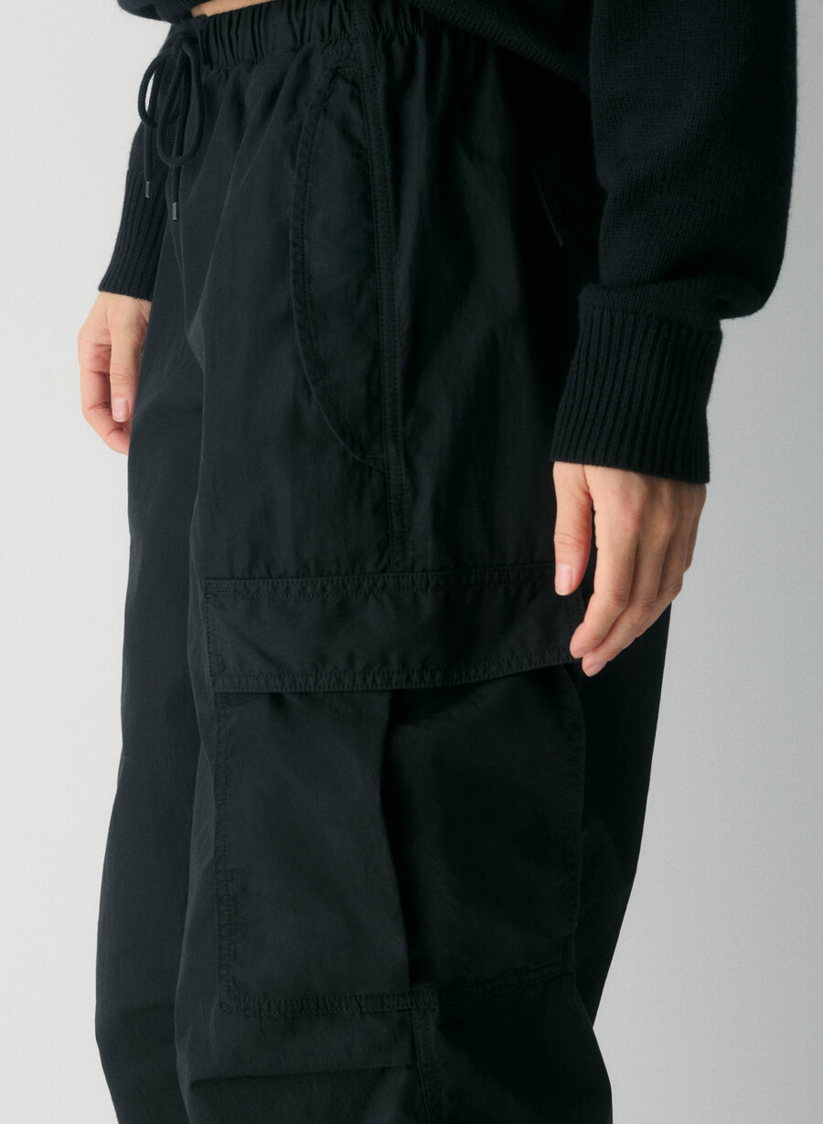 pantaloni paracadute yara neri