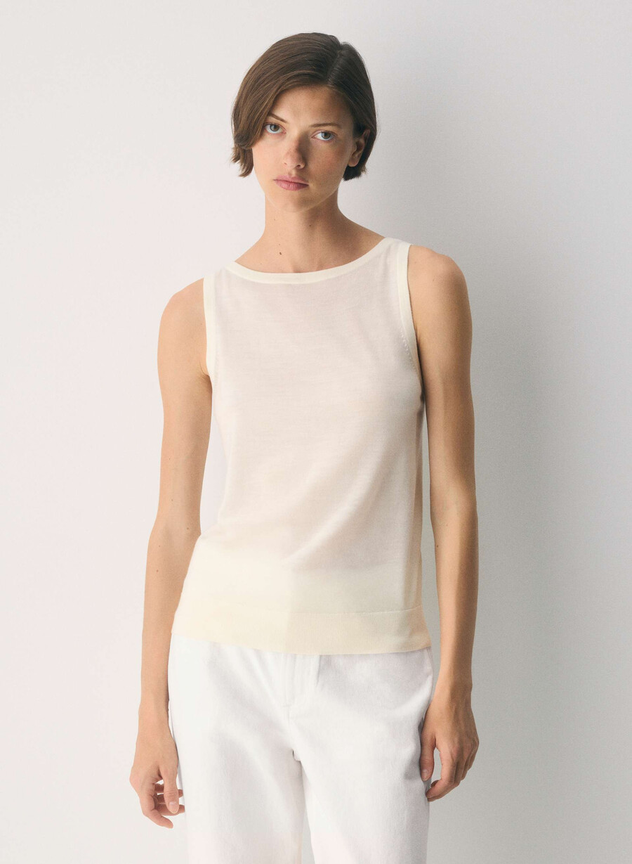 gilet in lana merino pregiata da pascolo lychee white