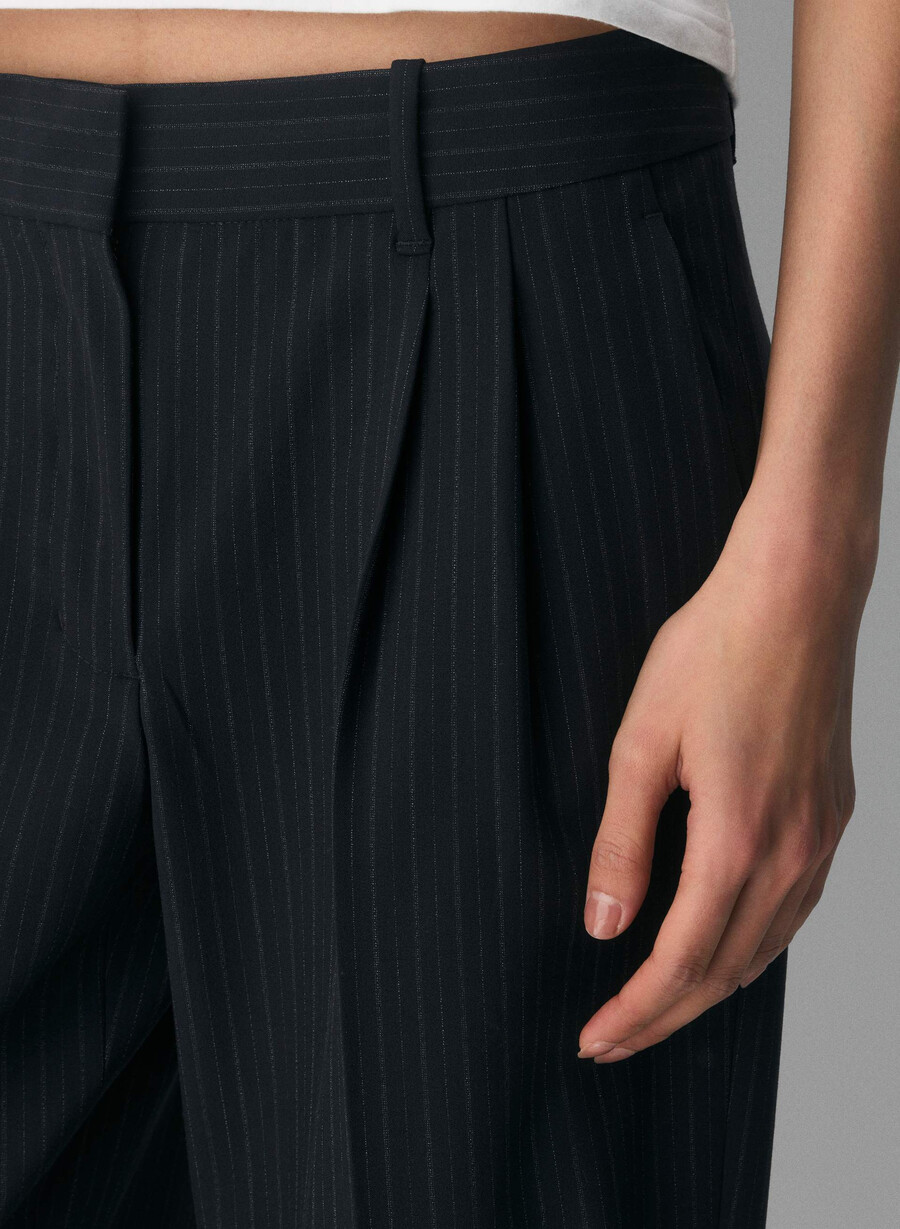 the effortless pant lo-rise - ressential light ls st dk nt nvymt pr