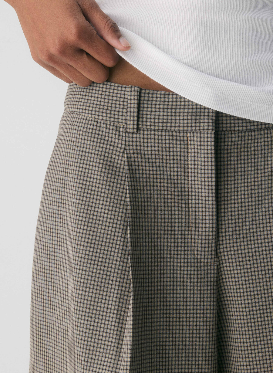 touchpoint short - luce ressenziale har check mc brm br