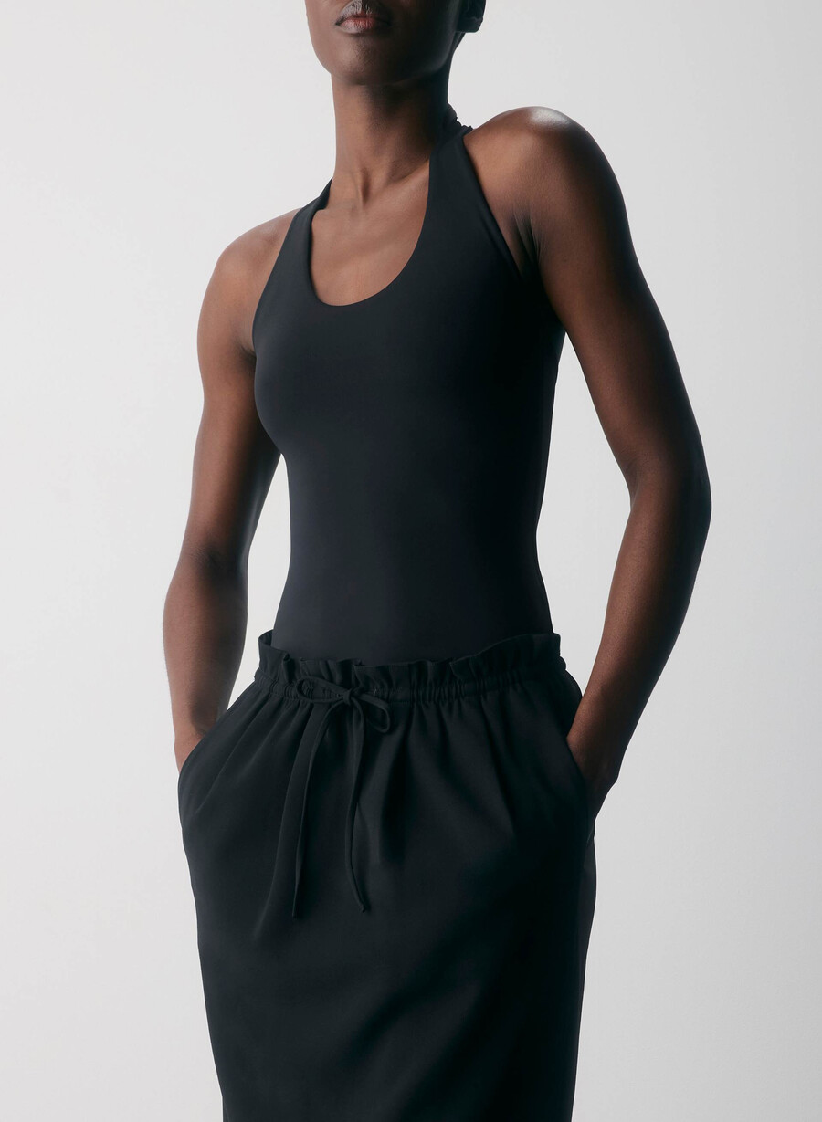 top originale contour transfix halter nero