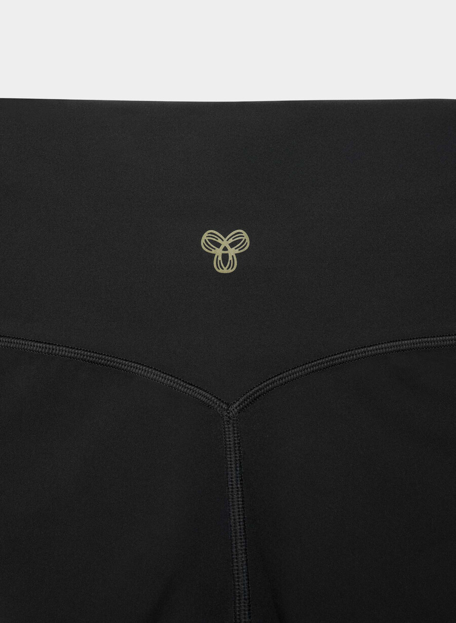 butter cheeky infinite hi-rise 3 short nero