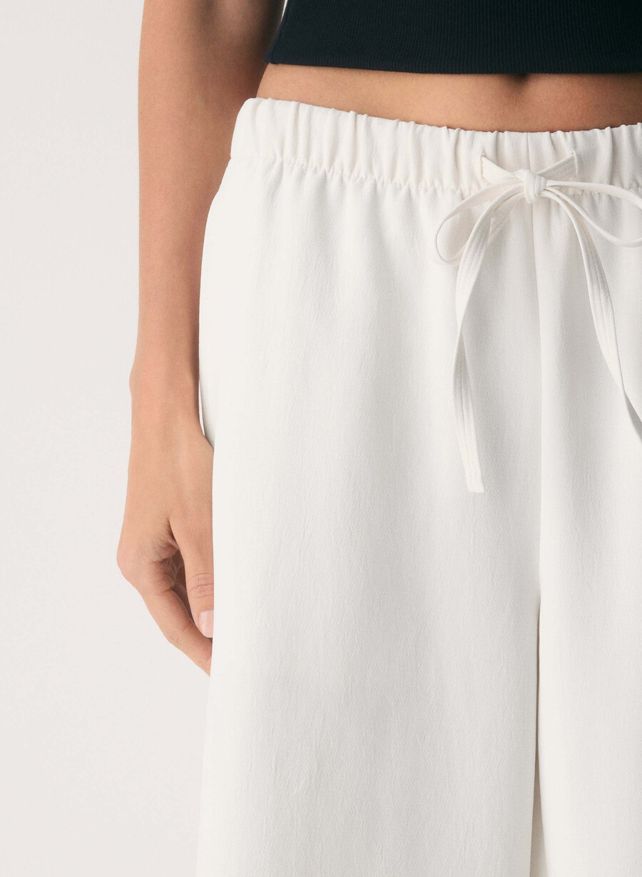 the lodge pant cropped - crepette light birch