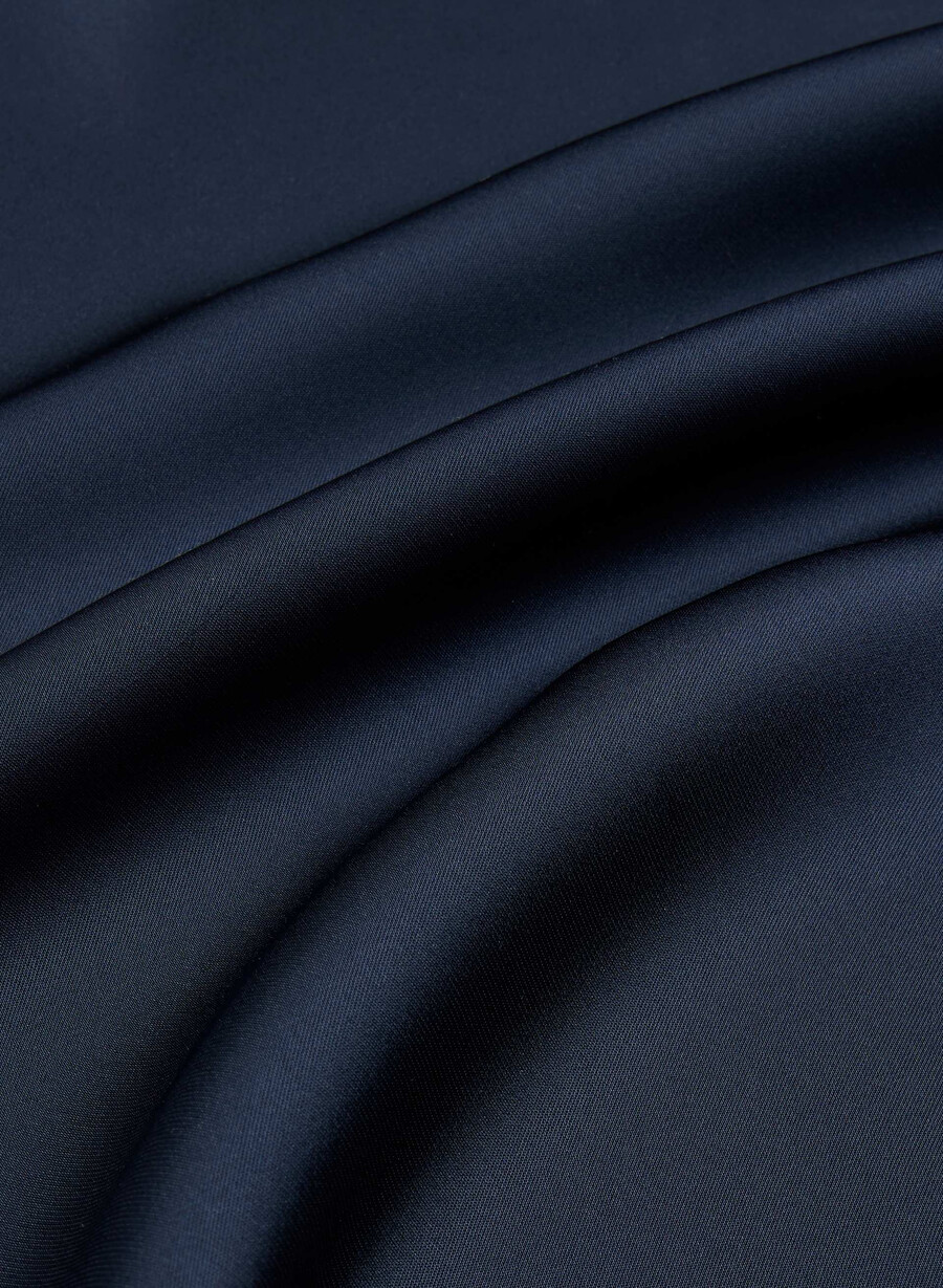abito da sera in raso con scollo allamericana admiral