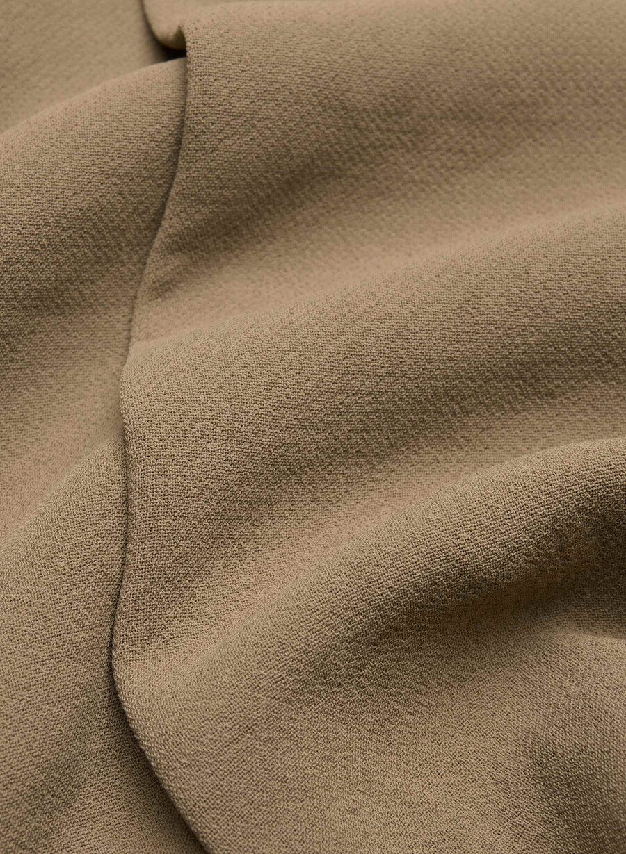 the effortless short mid-thigh - crepette folio brown