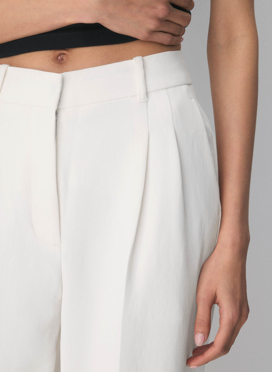 the effortless pant cropped - crepette light birch