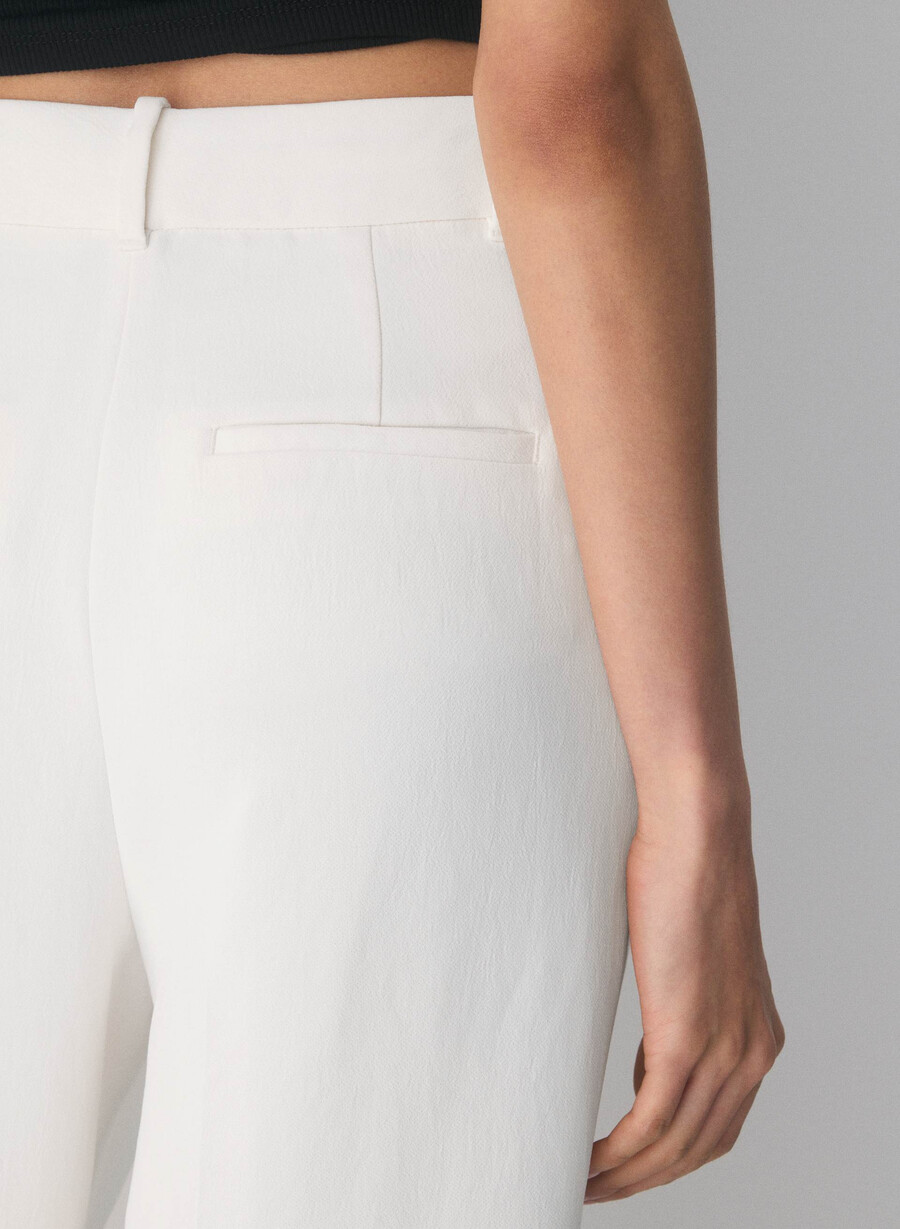 the effortless pant cropped - crepette light birch