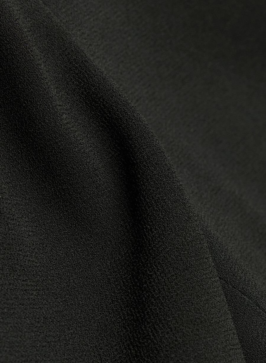 pantaloncini plissettati a metà coscia neri