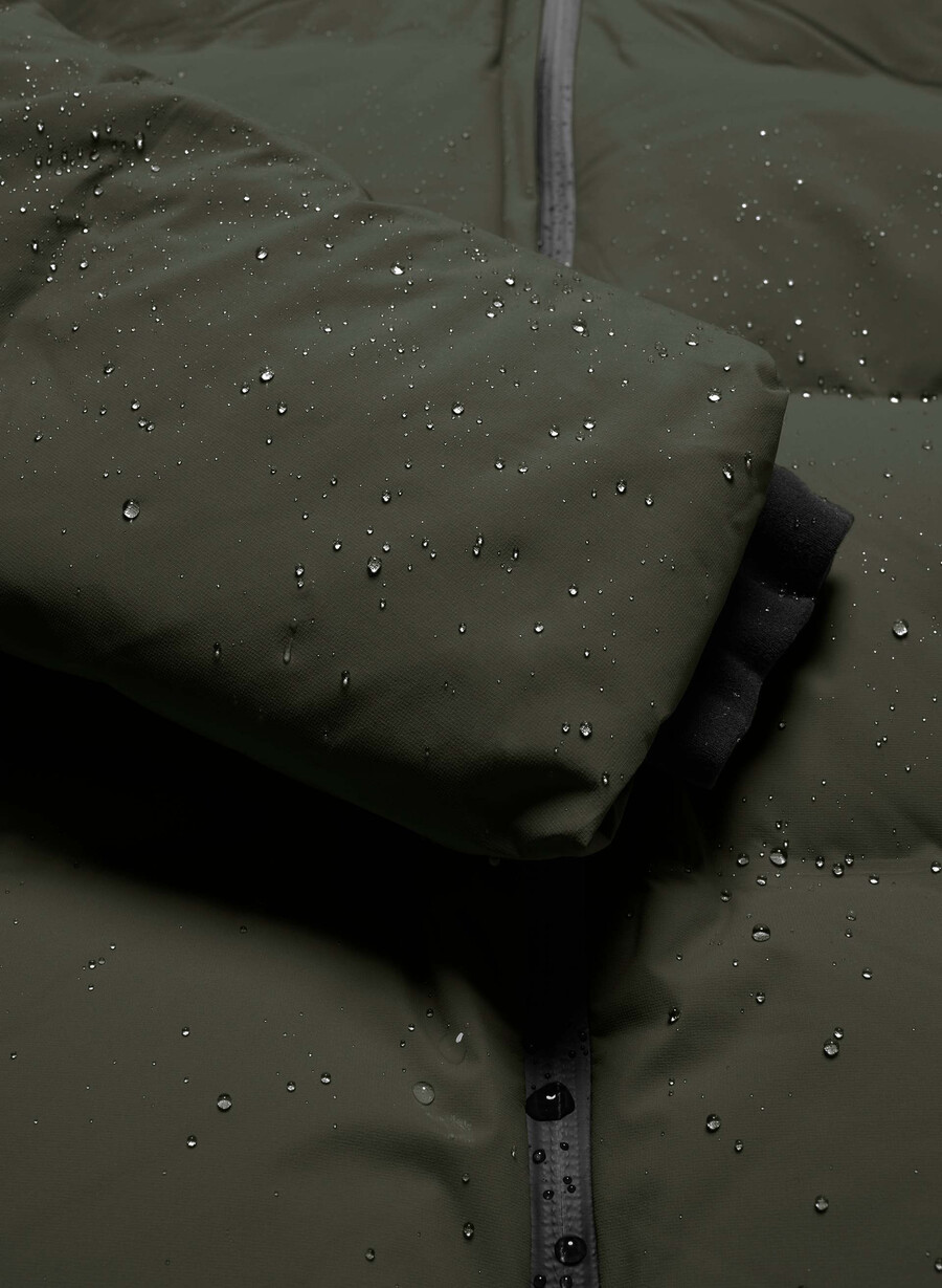 the super puff₂o long - rainstop flint green