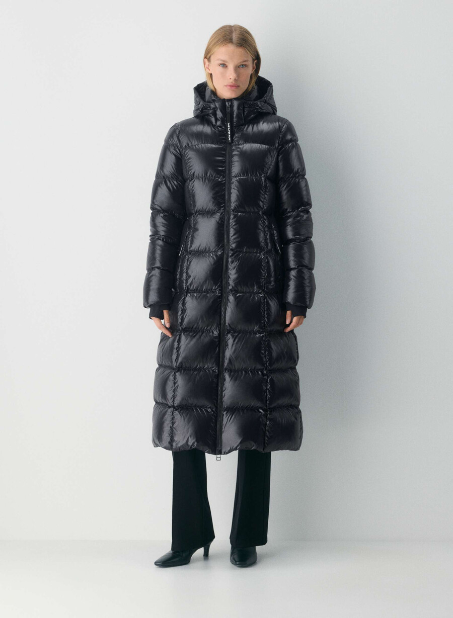 supersnug puff long - nero lucido