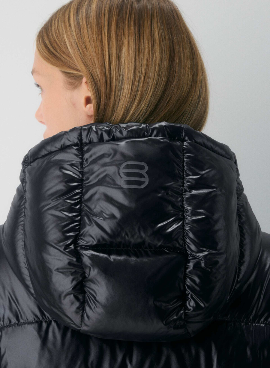 supersnug puff long - nero lucido