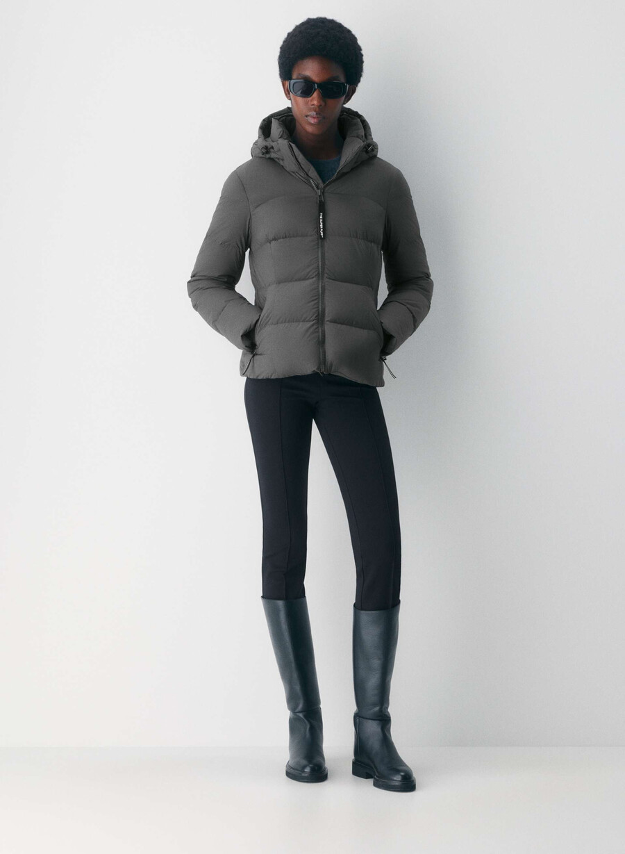 the supersnug puff - climatte grigio carbone