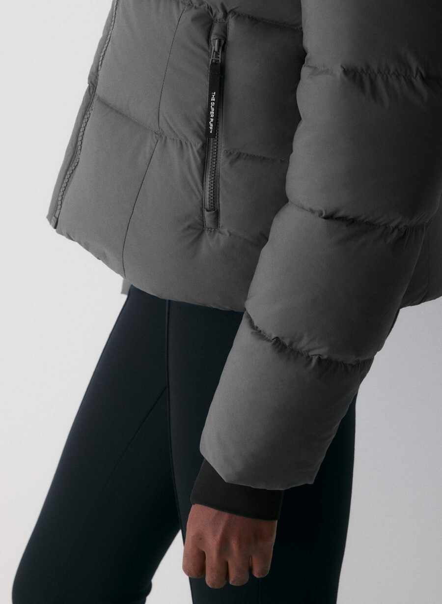the supersnug puff - climatte grigio carbone