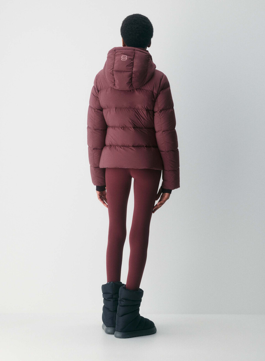 the supersnug puff - climatte spiced burgundy