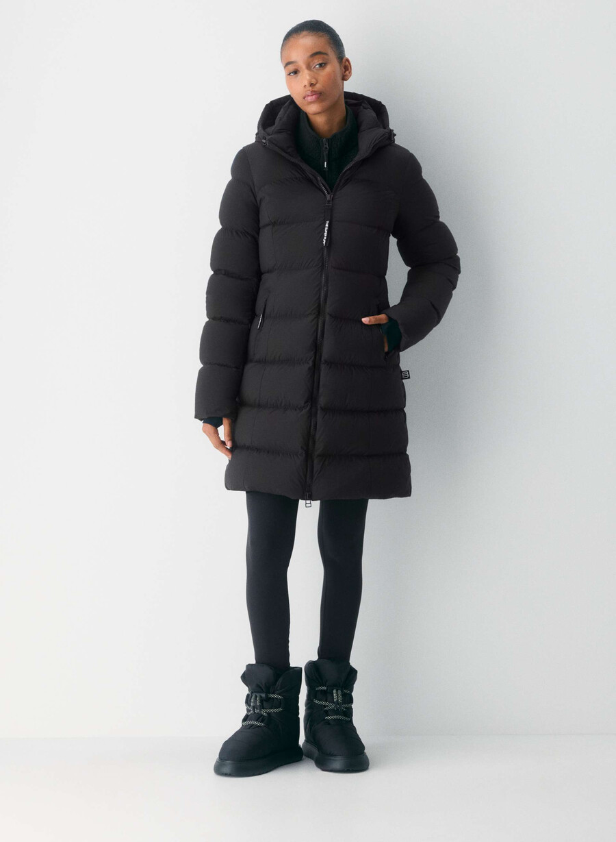 supersnug puff mid - climatte nero