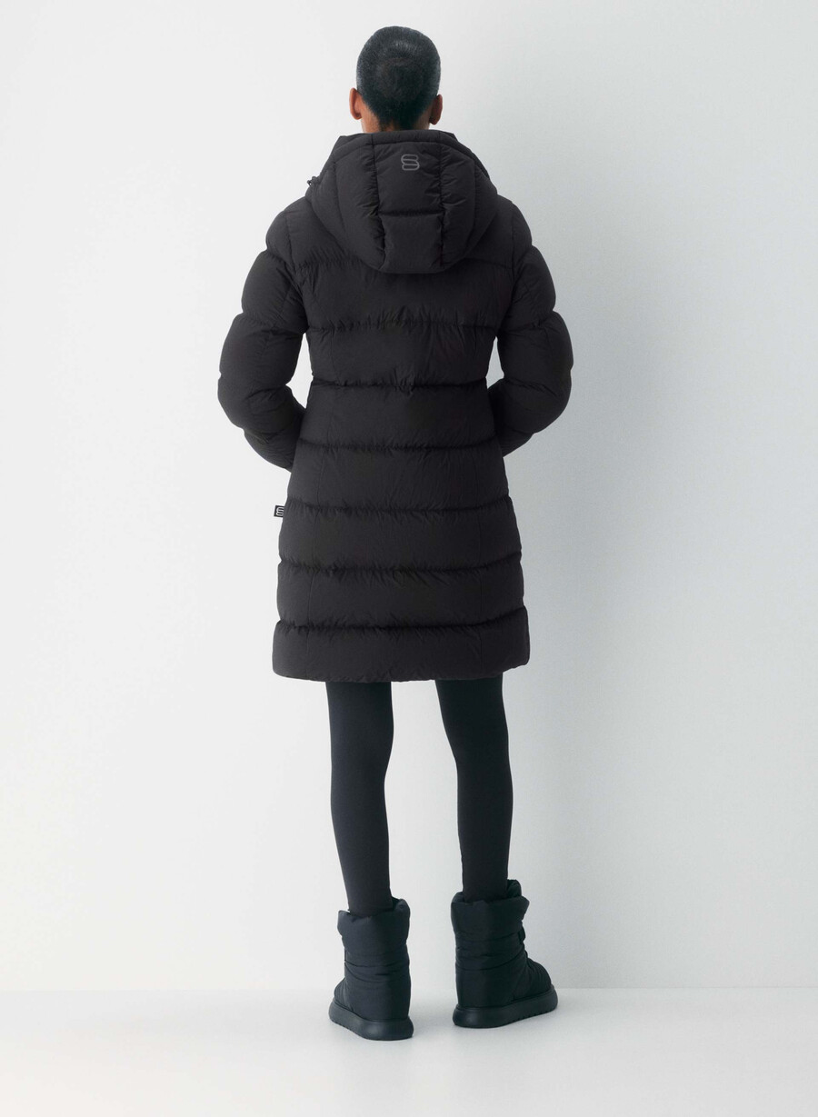 supersnug puff mid - climatte nero
